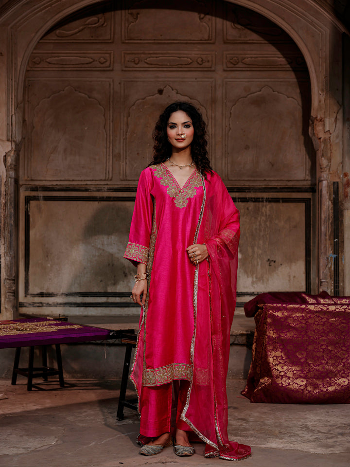 SHEHNAAZ