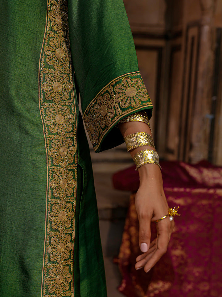 FARNAZ