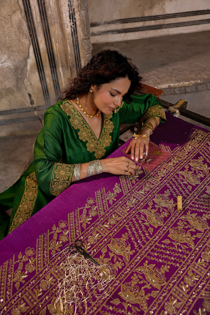 FARNAZ